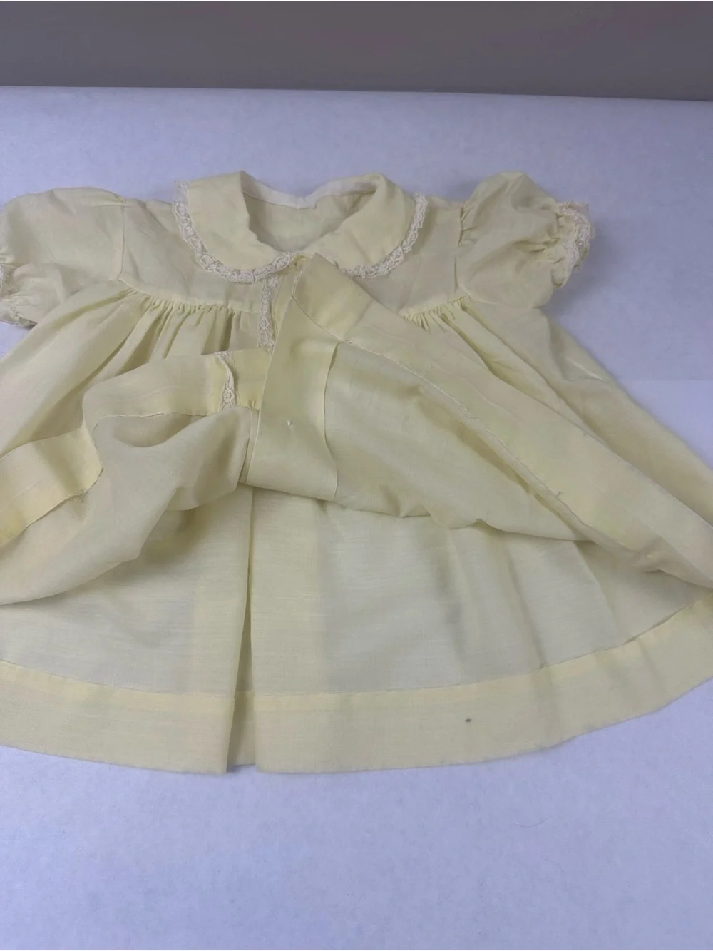 Sweet Yellow Lace-Trim Baby Dress - Short Puff Sleeves